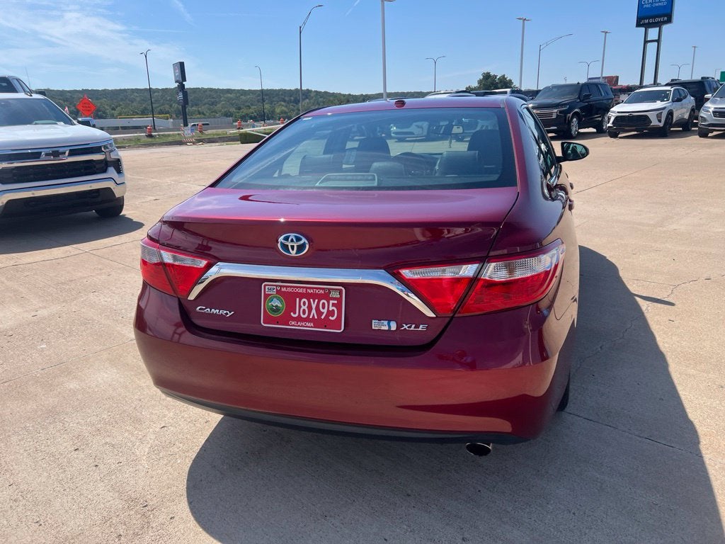 2016 Toyota Camry Hybrid LE