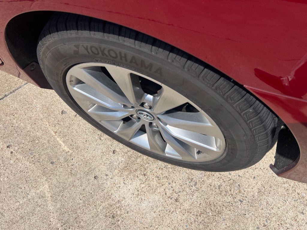 2016 Toyota Camry Hybrid LE