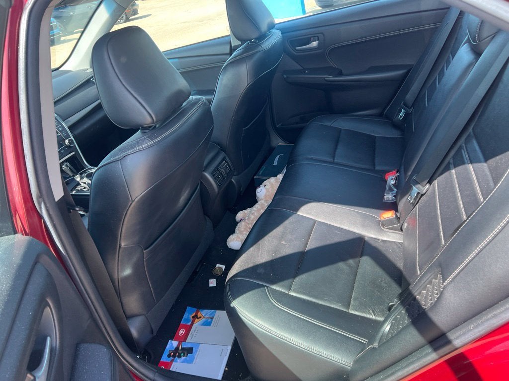 2016 Toyota Camry Hybrid LE