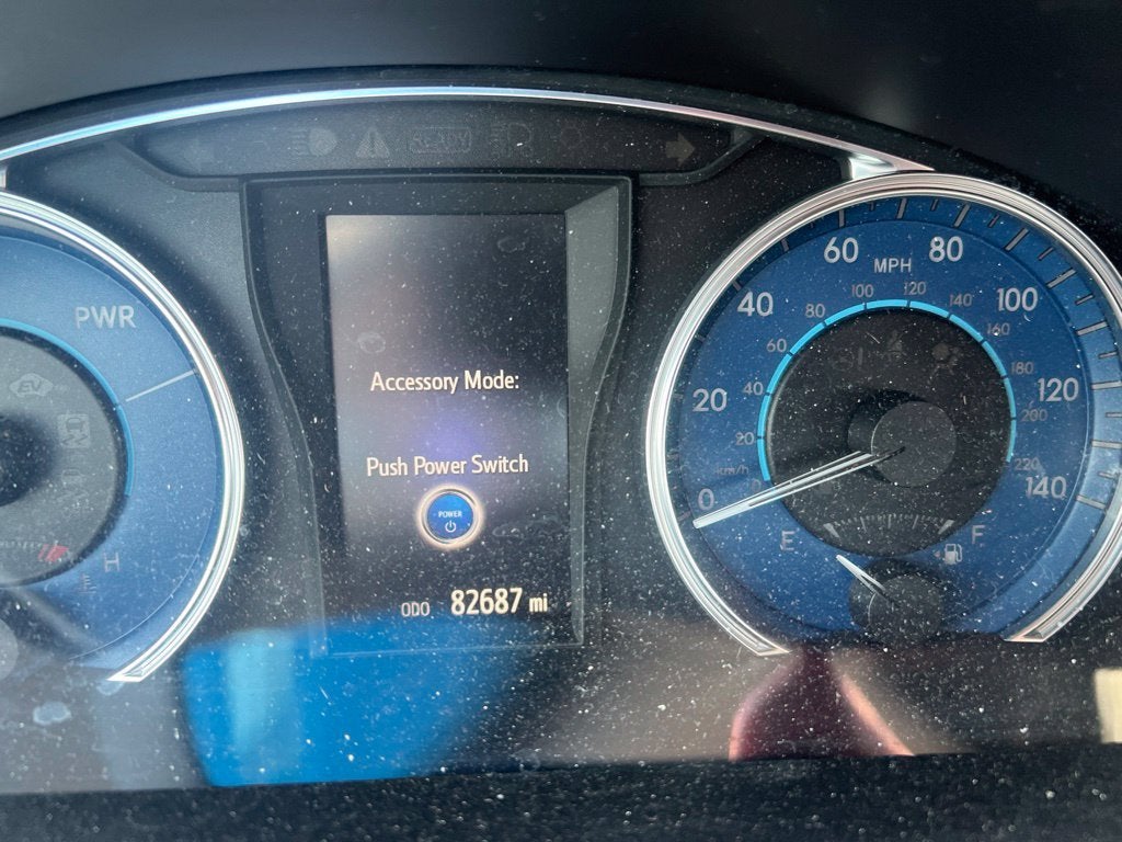 2016 Toyota Camry Hybrid LE