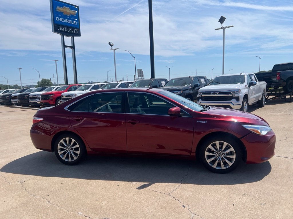 2016 Toyota Camry Hybrid LE