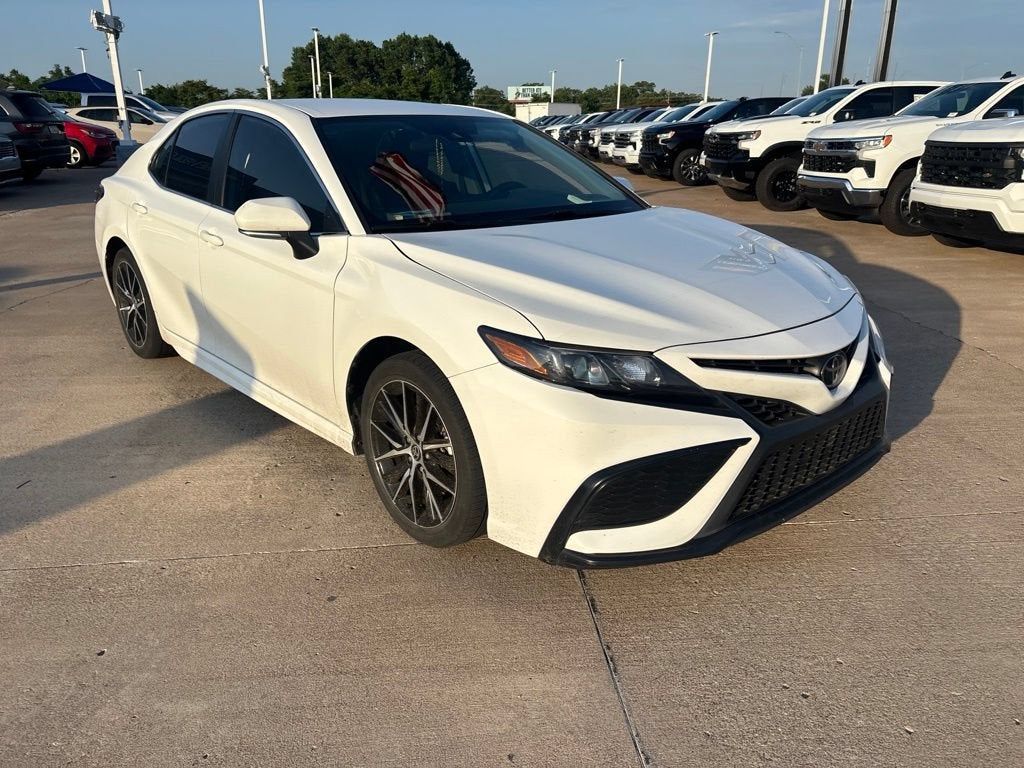 2024 Toyota Camry SE