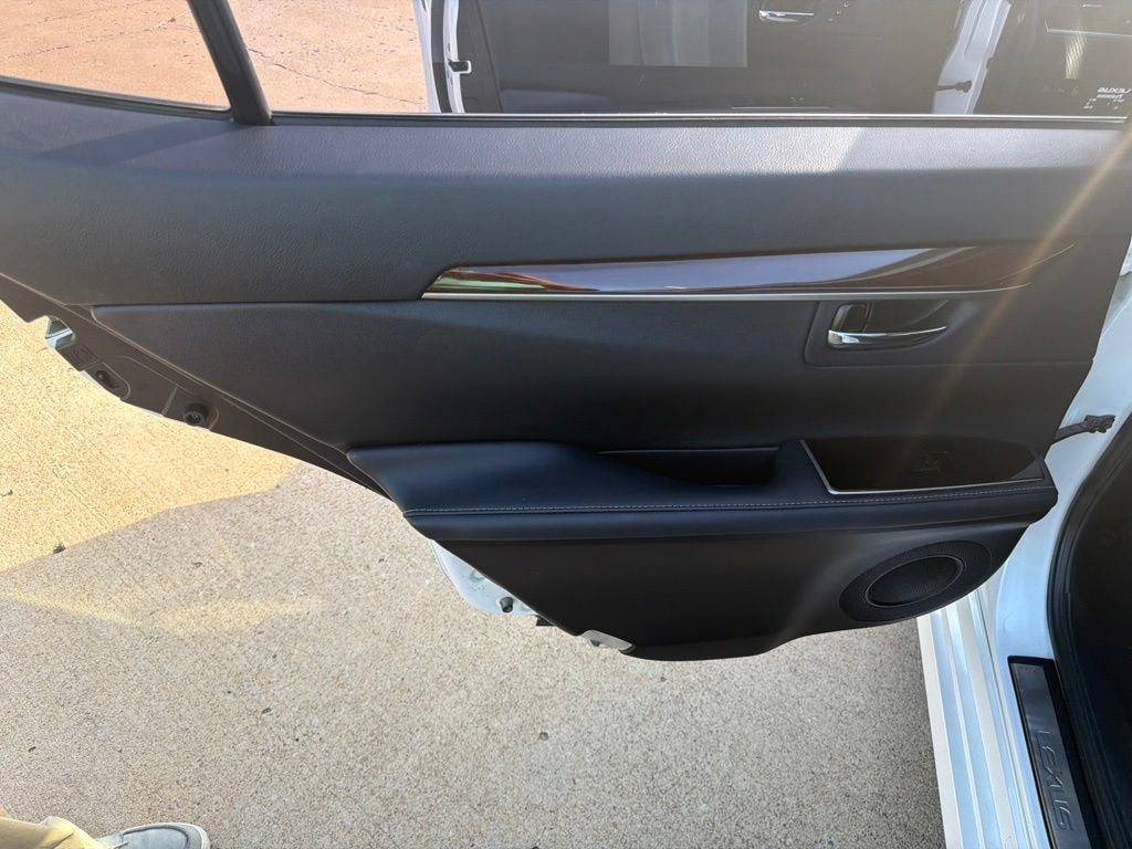 2016 Lexus ES 350 4dr Sdn