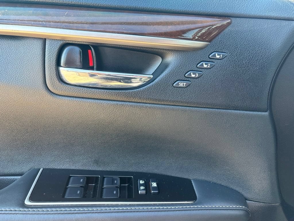 2016 Lexus ES 350 4dr Sdn