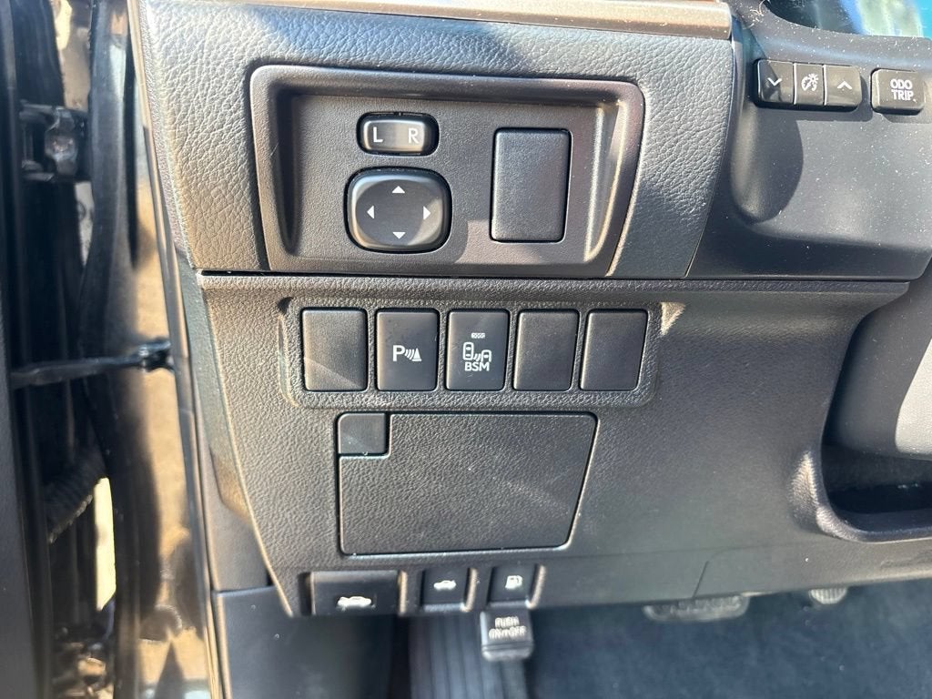 2016 Lexus ES 350 4dr Sdn