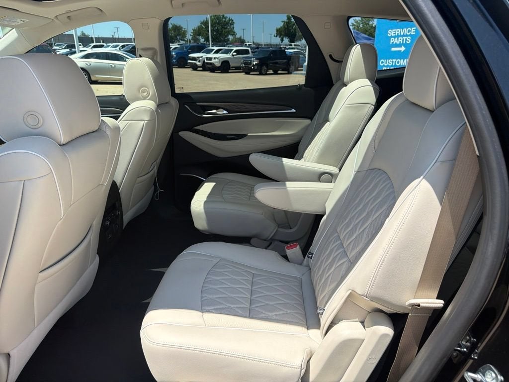 2023 Buick Enclave Avenir