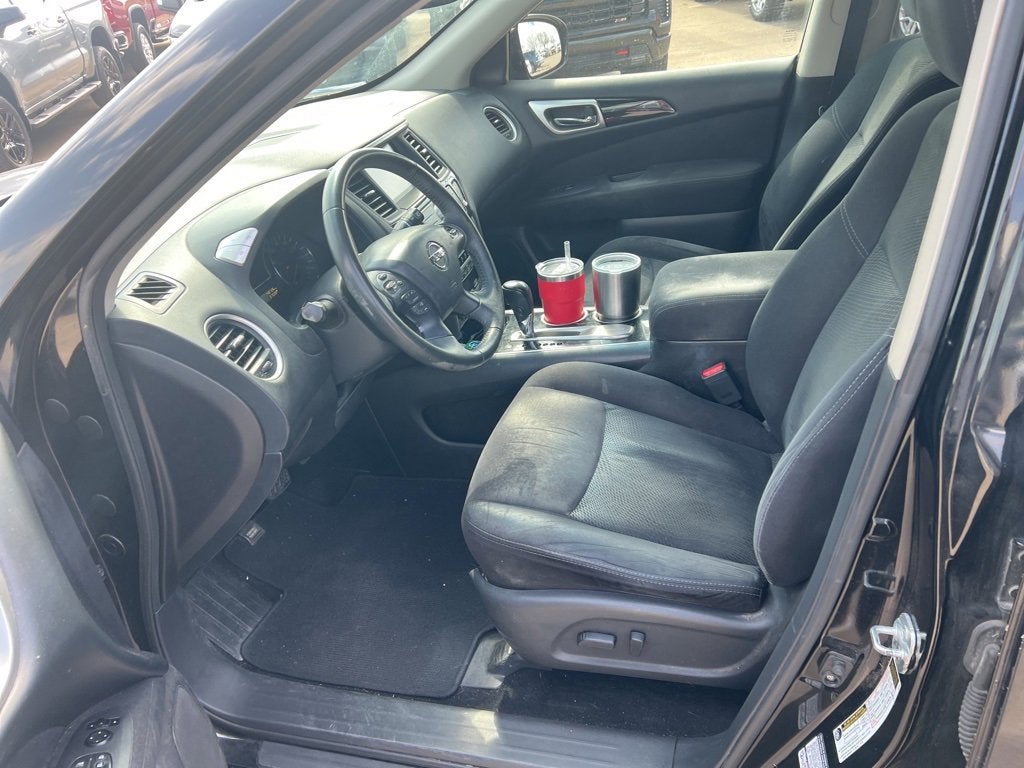 2015 Nissan Pathfinder S