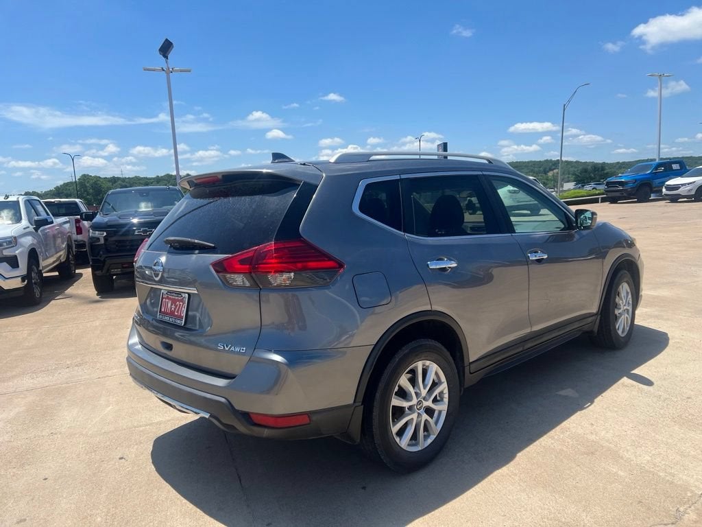 2017 Nissan Rogue SV
