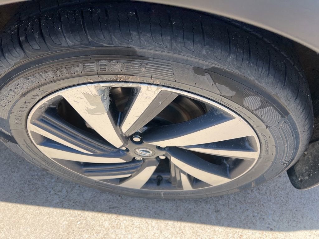 2022 Nissan Murano SL