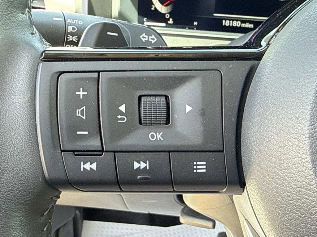 2024 Nissan Rogue SL