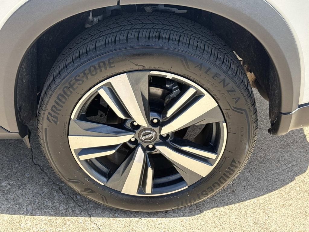 2024 Nissan Rogue SL