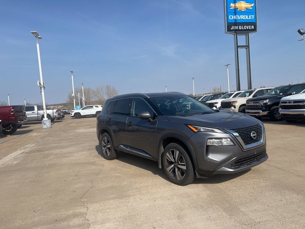 2022 Nissan Rogue SL