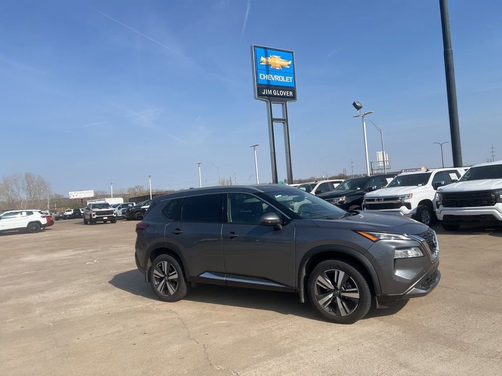 2022 Nissan Rogue SL