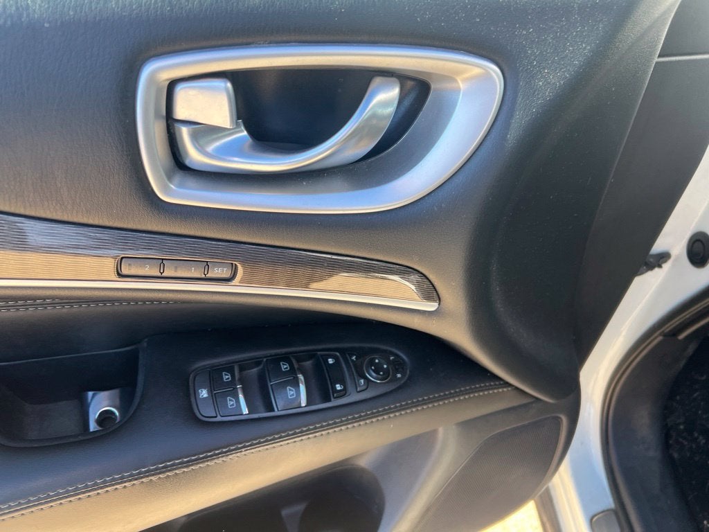 2018 INFINITI QX60 FWD