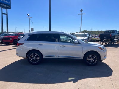 2018 INFINITI QX60 FWD