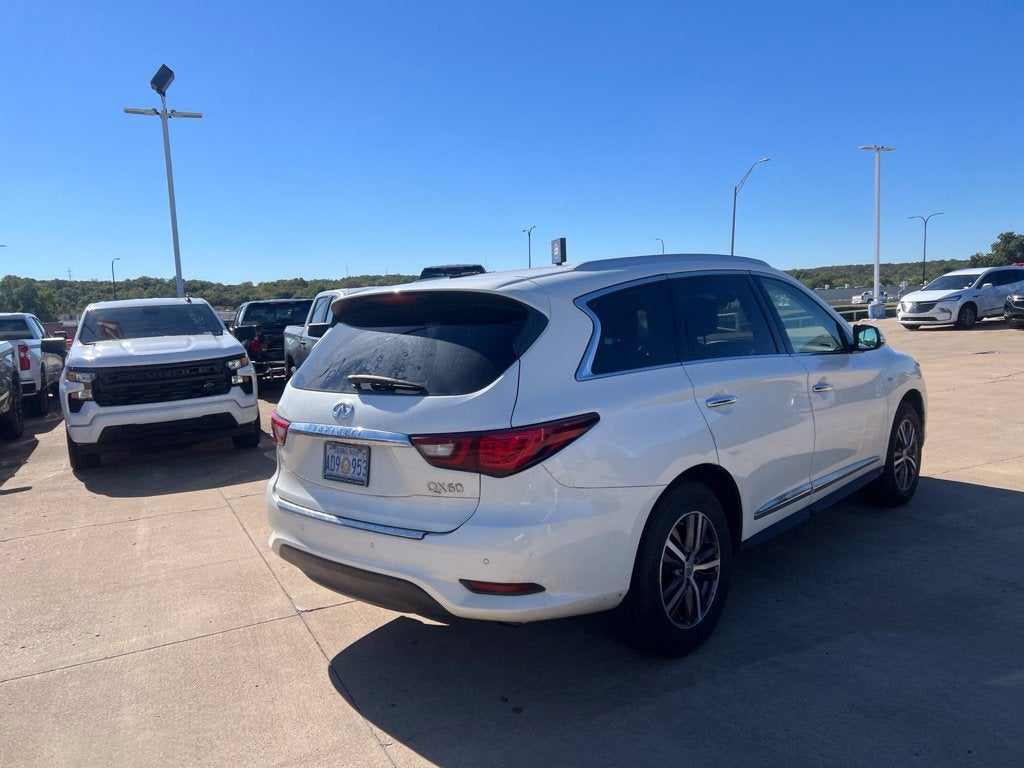 2018 INFINITI QX60 FWD