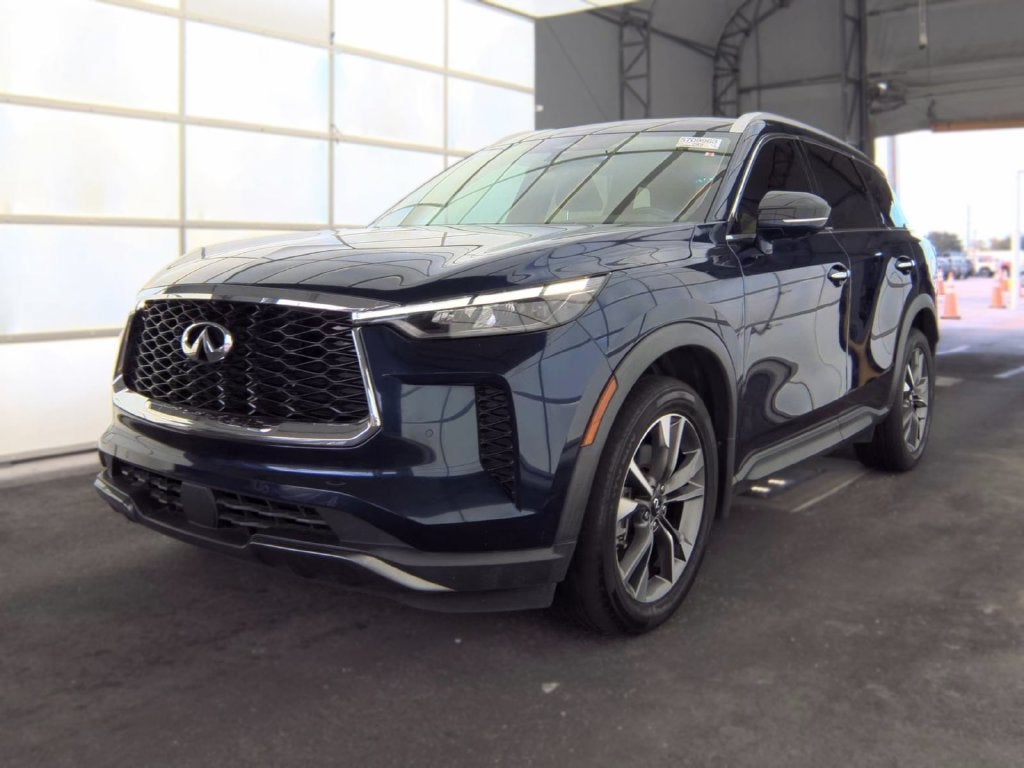 2022 INFINITI QX60 LUXE
