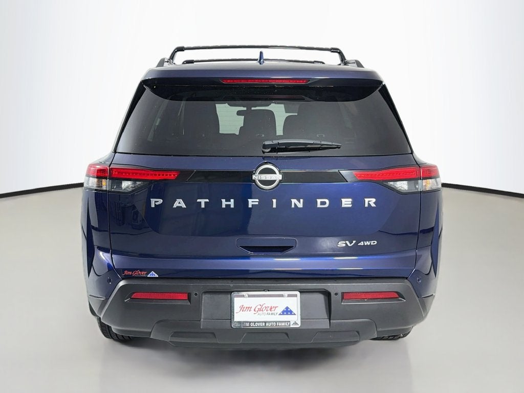 2024 Nissan Pathfinder SV
