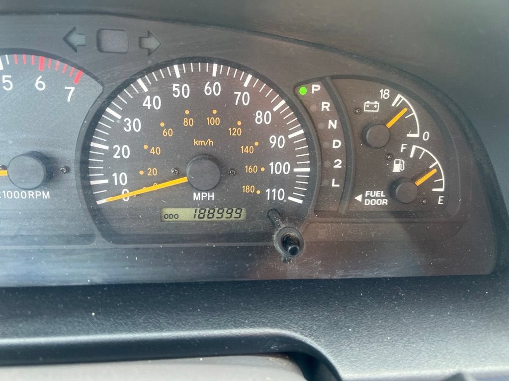 2004 Toyota Tundra SR5