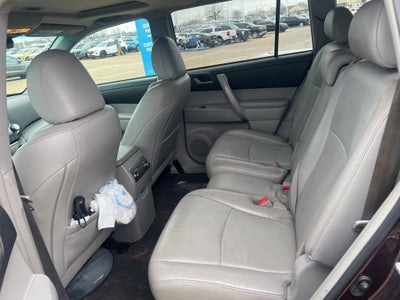 2012 Toyota Highlander 4WD 4dr V6 (Natl)