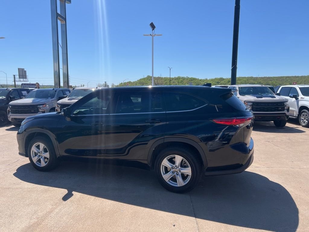 2021 Toyota Highlander L