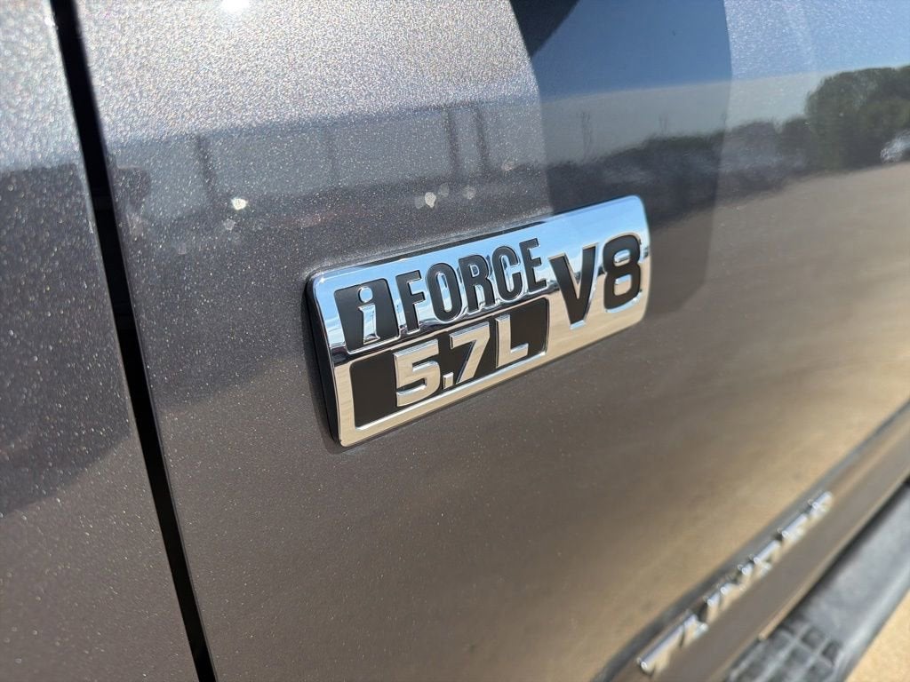 2019 Toyota Tundra 4WD SR5