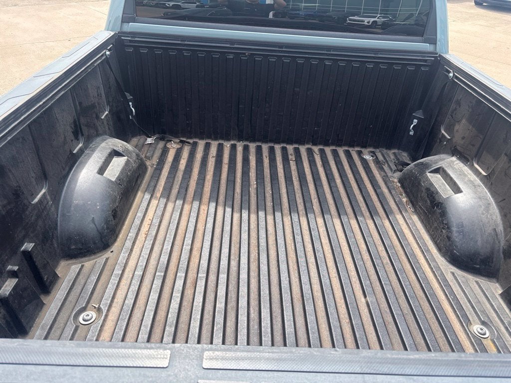 2022 Toyota Tundra 2WD SR5
