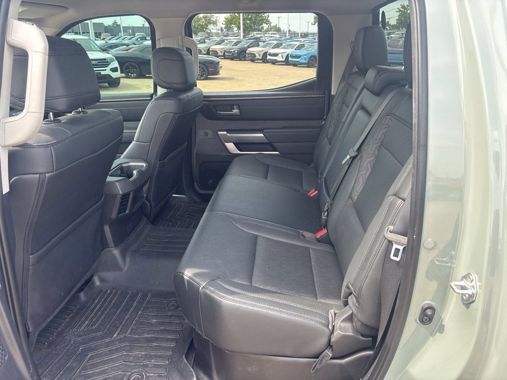 2022 Toyota Tundra 2WD SR5