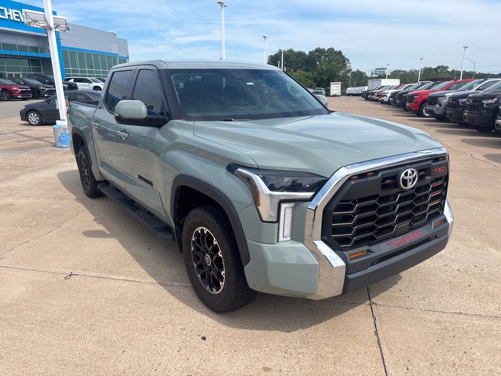 2022 Toyota Tundra 2WD SR5