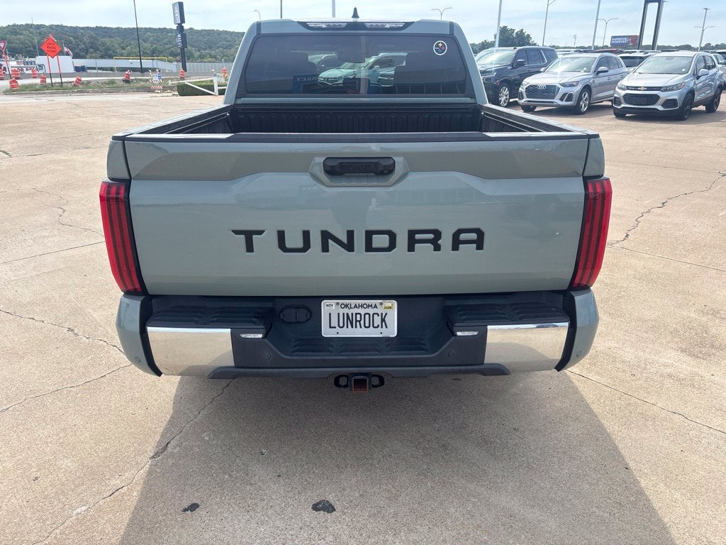 2022 Toyota Tundra 2WD SR5