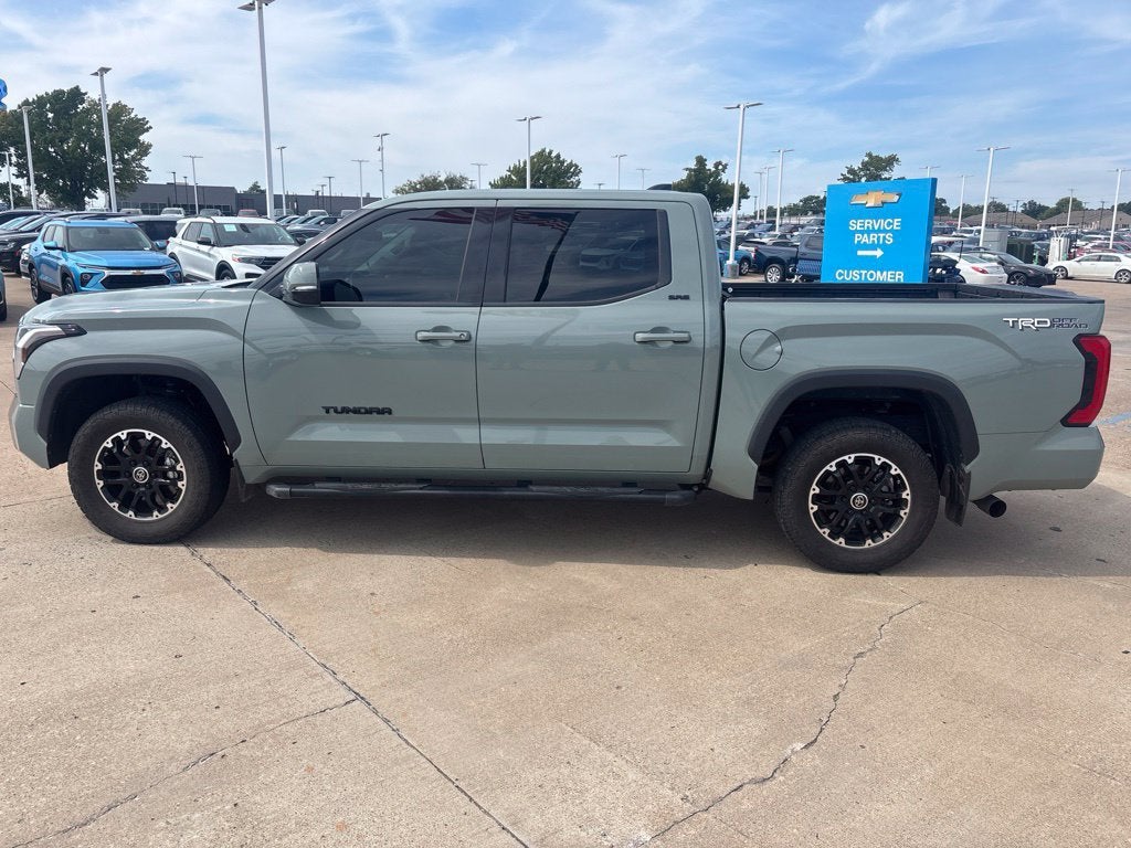 2022 Toyota Tundra 2WD SR5