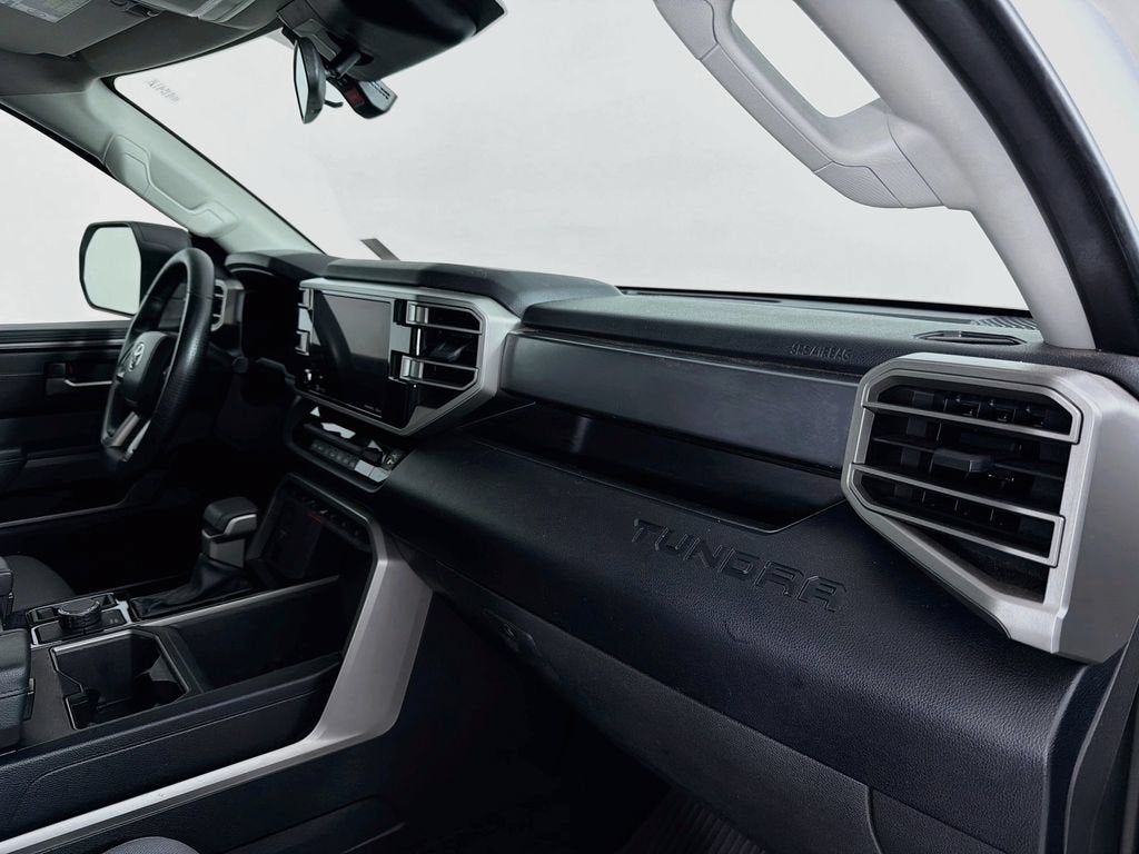 2023 Toyota Tundra 4WD SR5