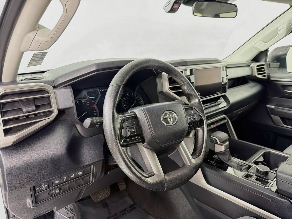 2023 Toyota Tundra 4WD SR5