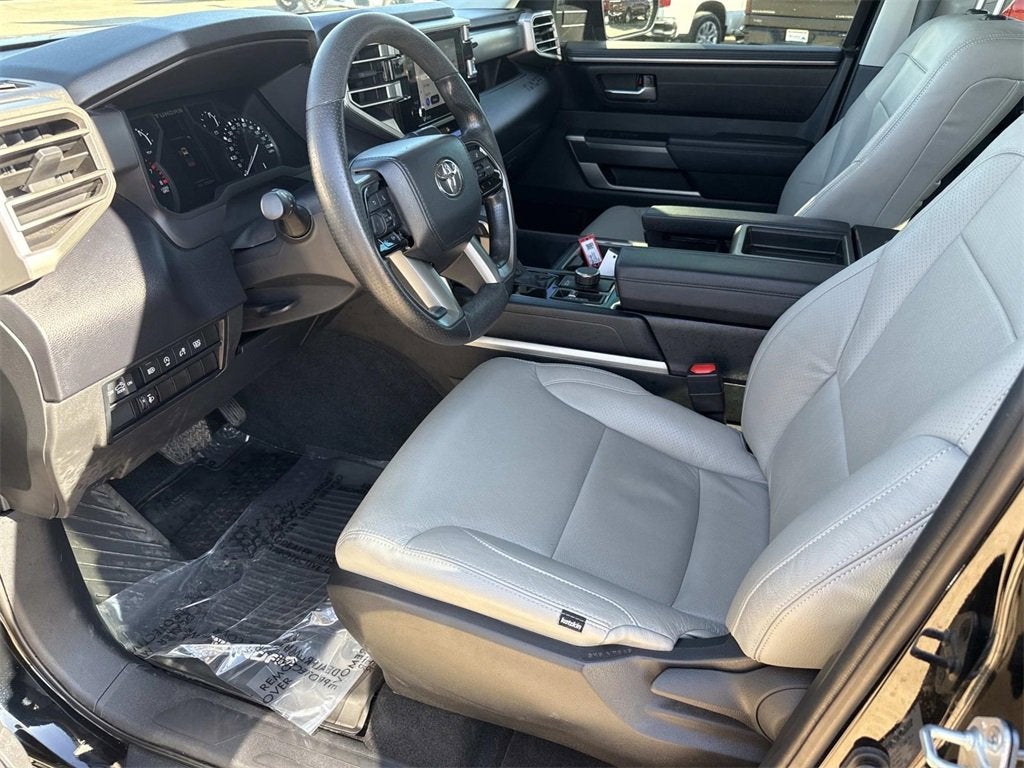 2023 Toyota Tundra 4WD SR5