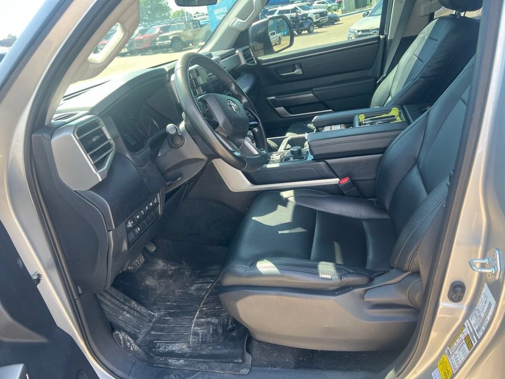 2023 Toyota Tundra 4WD SR5