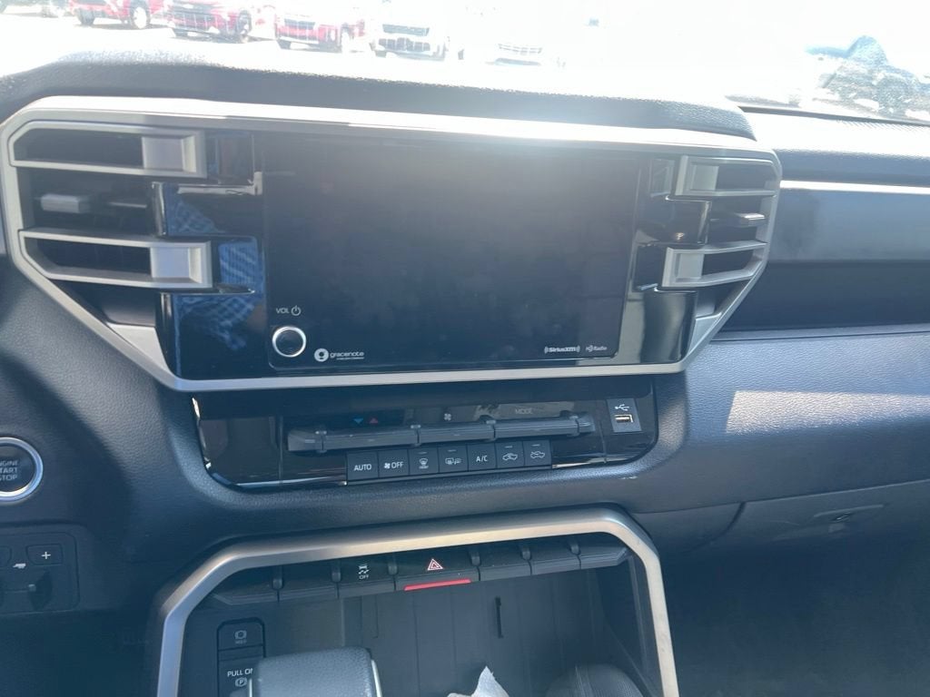 2023 Toyota Tundra 4WD SR5