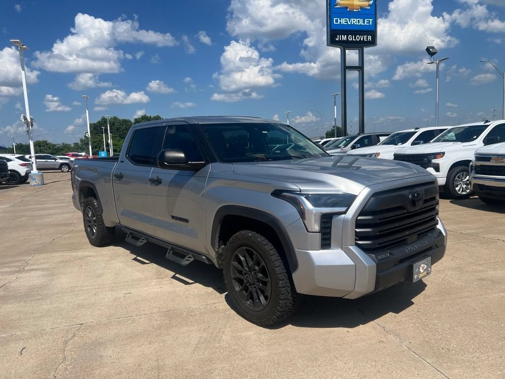 2023 Toyota Tundra 4WD SR5