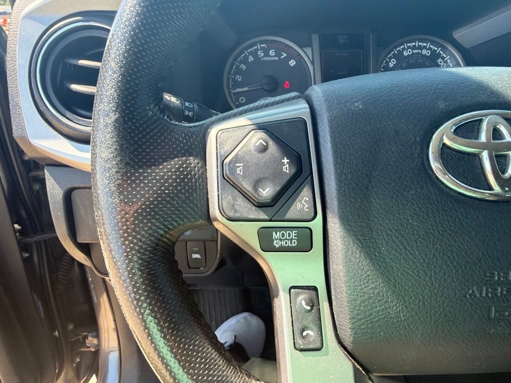 2016 Toyota Tacoma SR