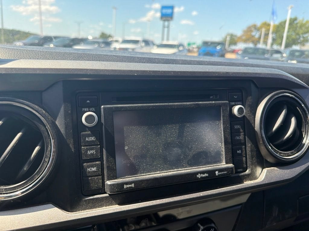 2016 Toyota Tacoma SR
