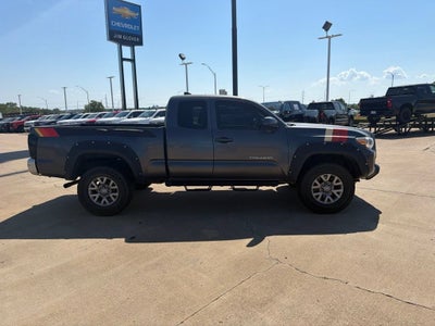 2016 Toyota Tacoma SR