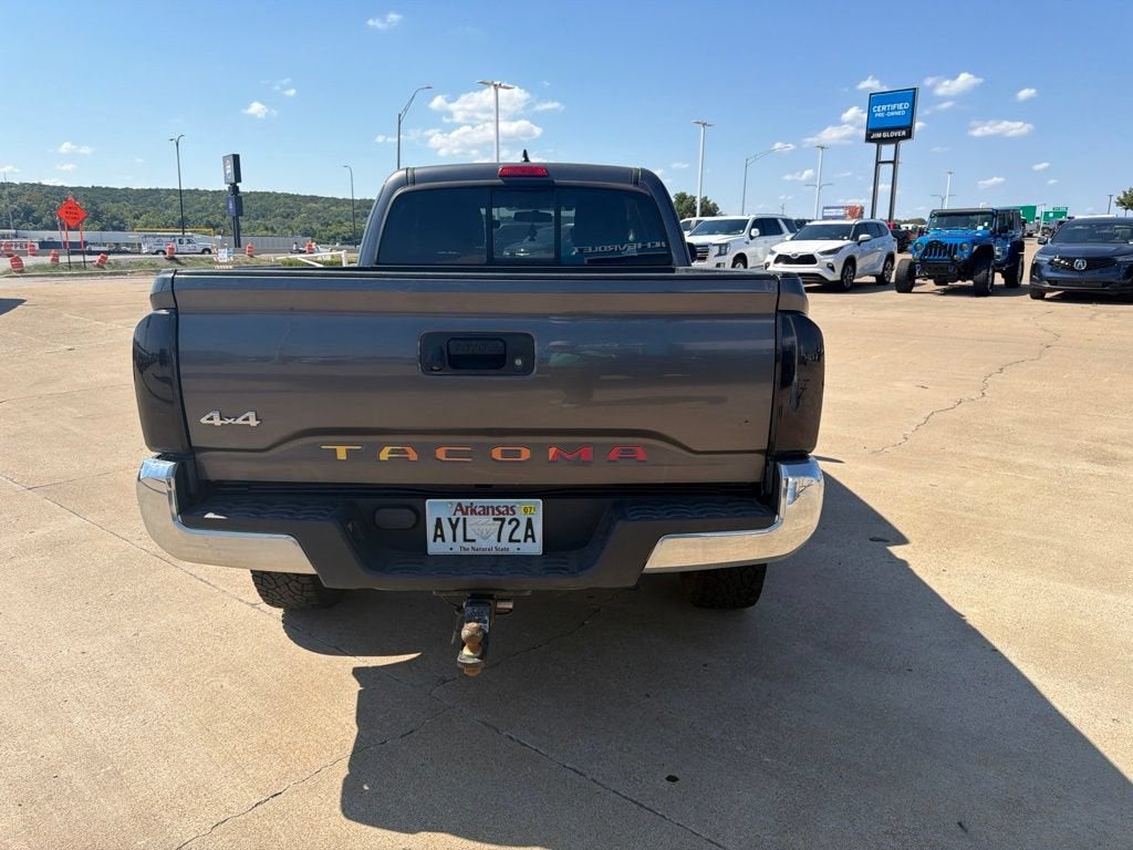 2016 Toyota Tacoma SR