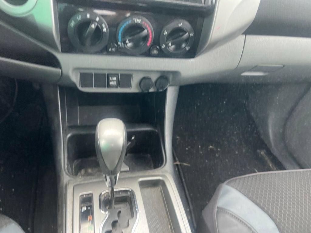 2012 Toyota Tacoma 4WD Access Cab V6 MT (Natl)