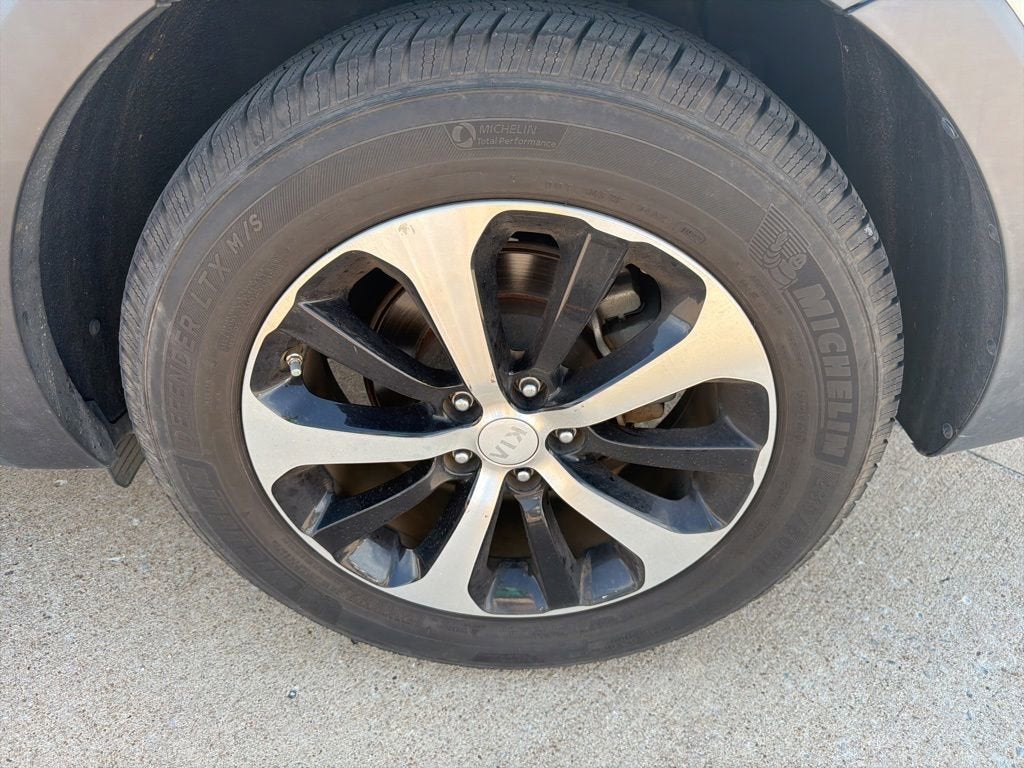 2018 Kia Sorento EX V6