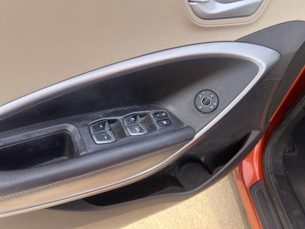 2015 Hyundai Santa Fe Sport FWD 4dr 2.0T