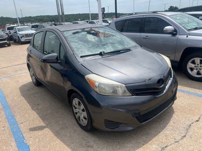 2013 Toyota Yaris L