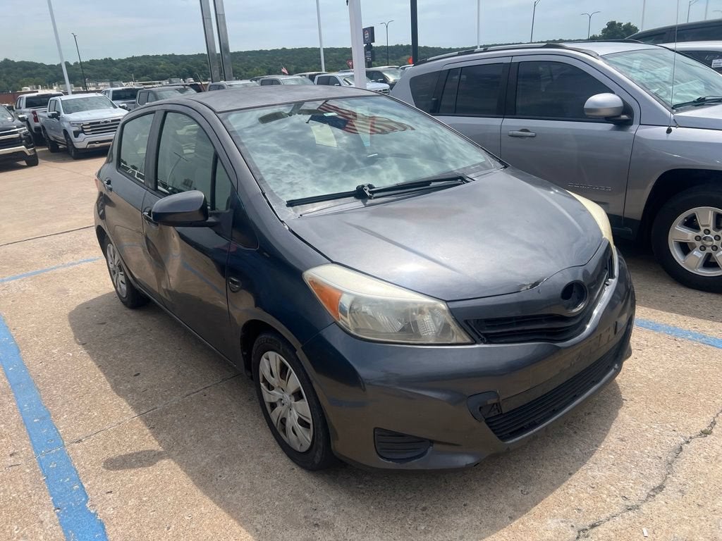 2013 Toyota Yaris L