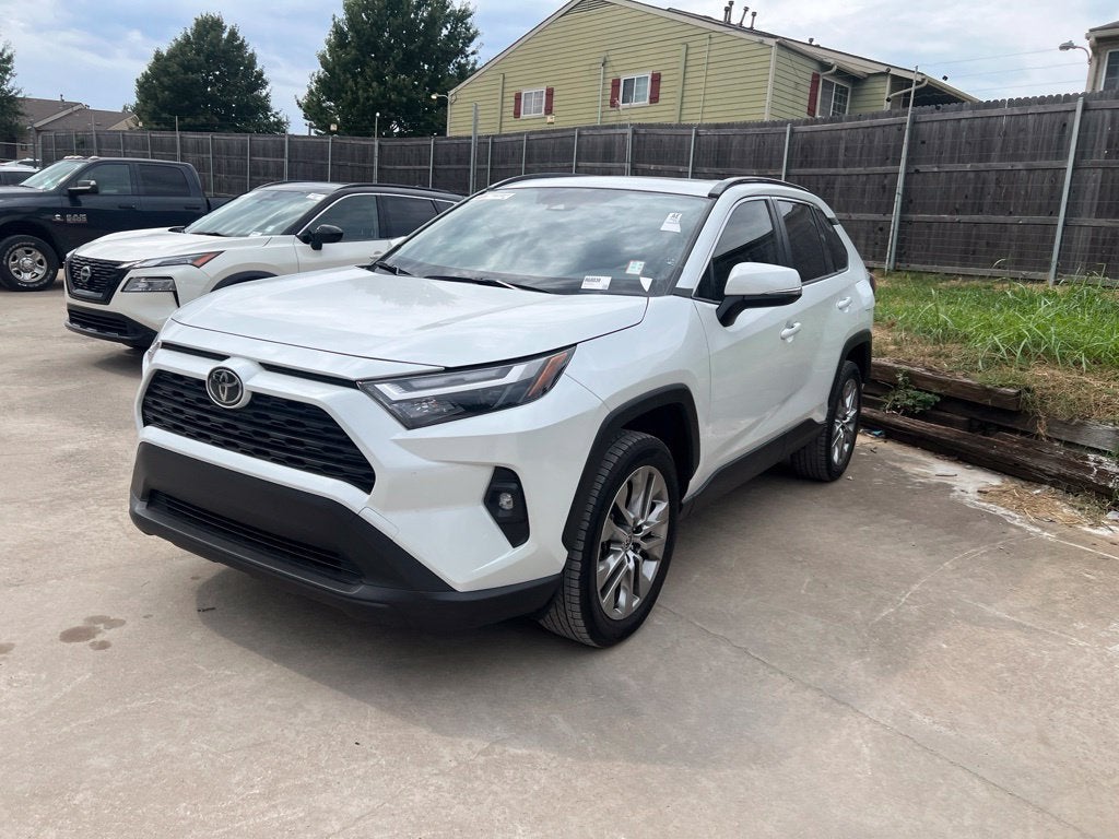 2025 Toyota RAV4 XLE Premium