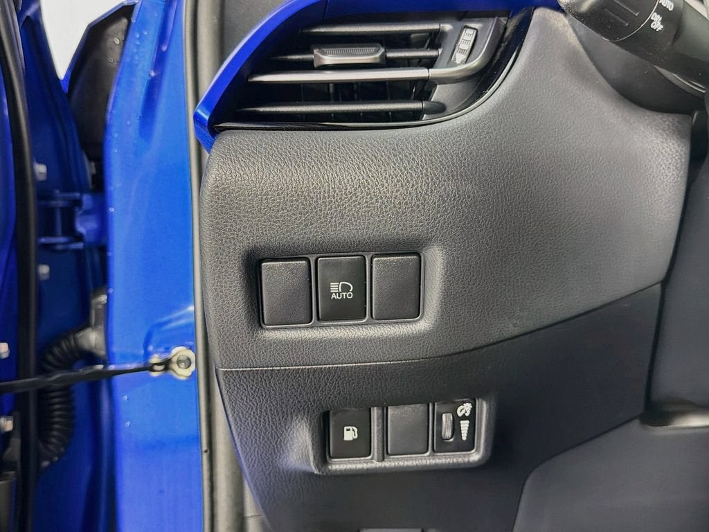 2021 Toyota C-HR LE