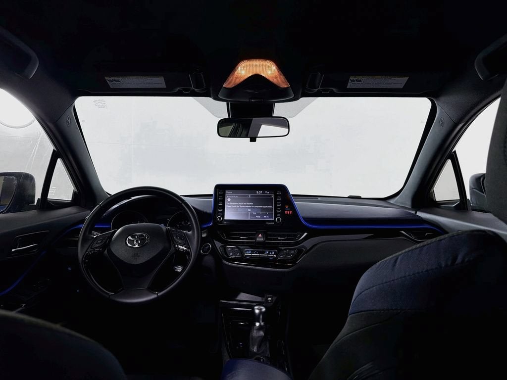 2021 Toyota C-HR LE