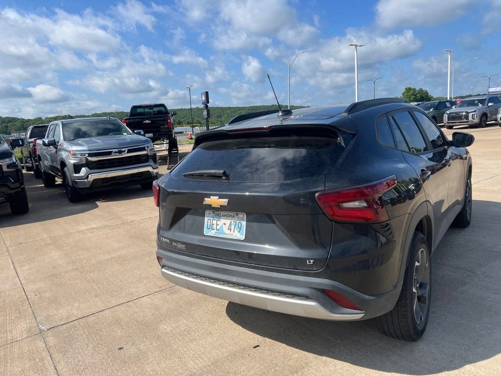 2024 Chevrolet Trax LT